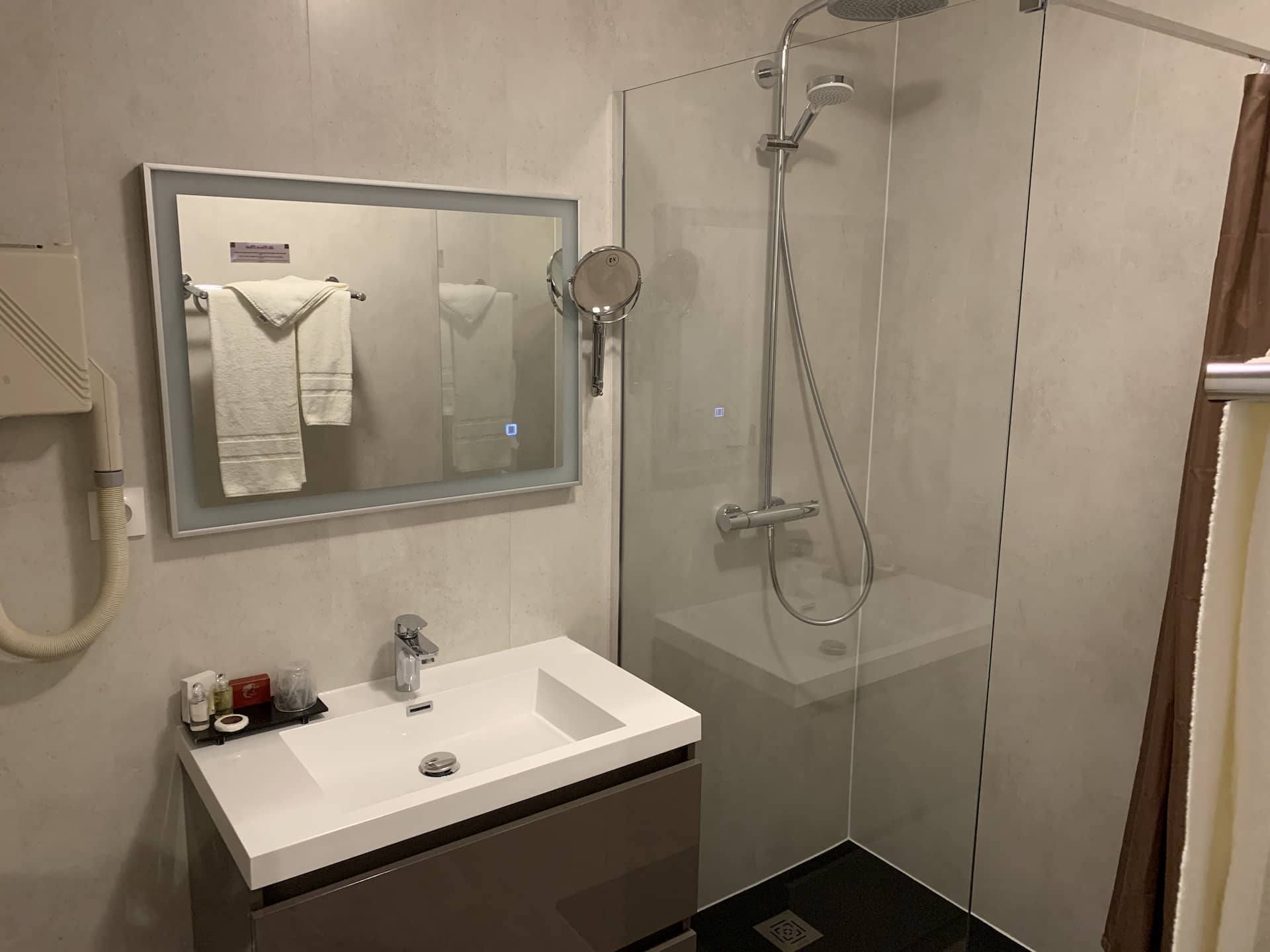 img-hotel-les-rives-du-plantie-10